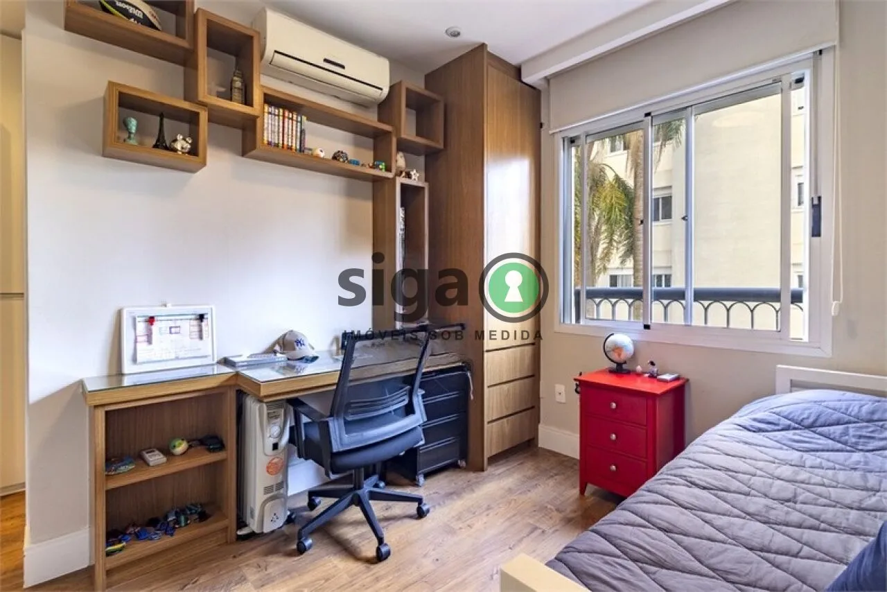 Imagem Apartamento de Alto Padrão com 4 Suítes e 5 Vagas em Moema.