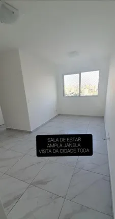 Foto do imóvel Apartamento com 3 Quartos para Alugar, 70 m² em Rua George Chahestian