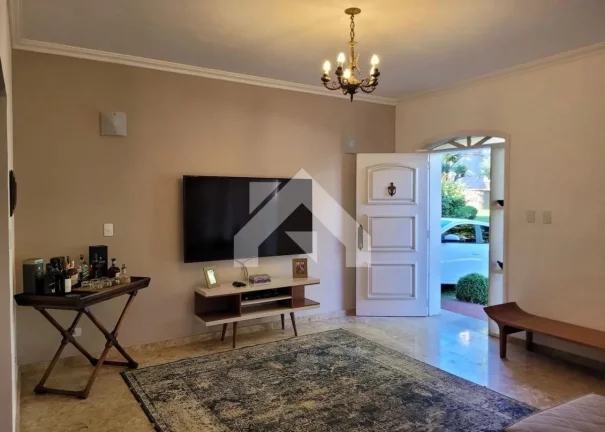 Imagem Casa de Condomínio em Morada dos Pássaros - Barueri