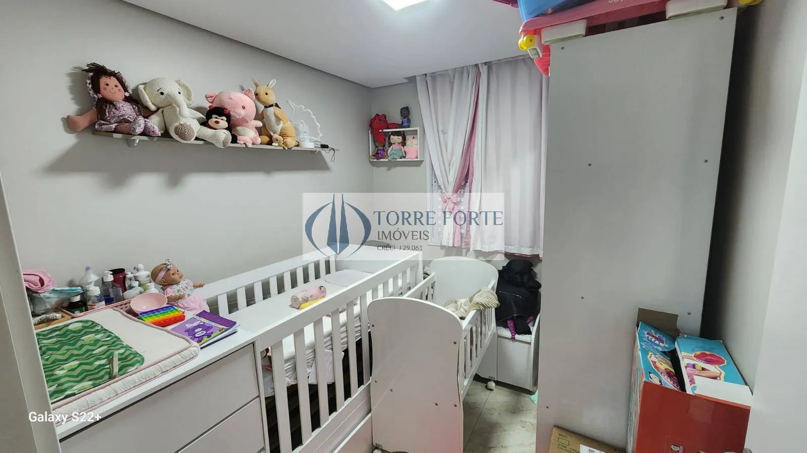 Imagem Apartamento de 2 dormitórios com sacada na Vila Carmosina