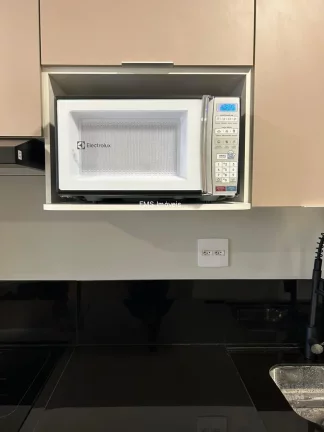 Imagem Apartamento à venda ou locação em Santo Amaro, com 1 quarto, 1 banheiro, 27m² de área.