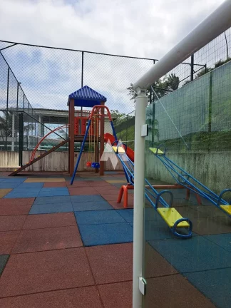 Imagem Casa de Condomínio com 3 Quartos à Venda, 110 m² por R$ 550.000