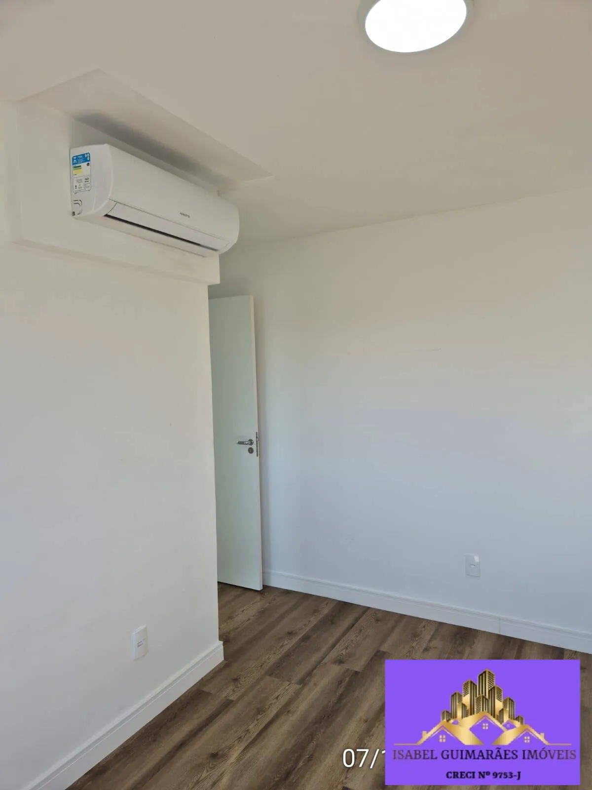 Imagem Alugo Apartamento Sem Móveis, 02 Quartos, 02 Banheiros, Centro Navegantes