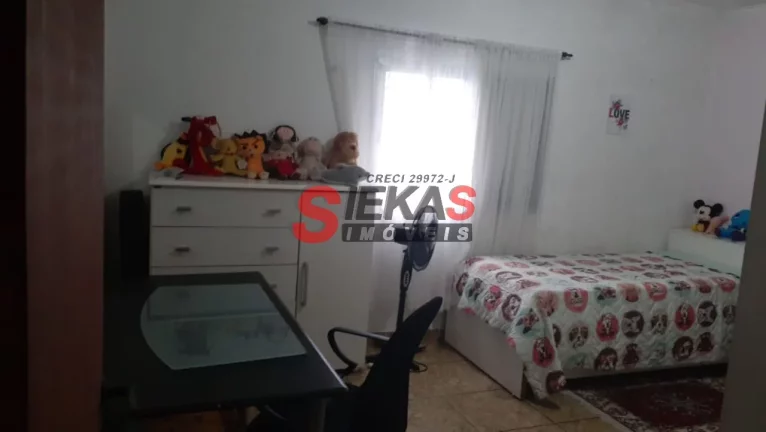 Imagem Imperdível oportunidade: Casa à venda em São Paulo-SP, na Chácara Califórnia, com 3 quartos, 1 sala, 2 banheiros, 2 vagas de garagem e 140 m² de área.