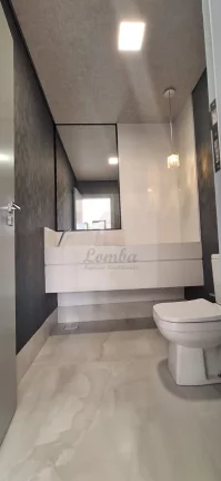Imagem Casa de luxo em condomínio à venda em Chapada dos Guimarães-MT: 6 quartos, 4 suítes, 3 salas, 7 banheiros, 6 vagas de garagem, 400m².
