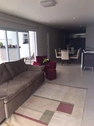 Imagem LINDA CASA EM CONDOMÍNIO EM EXCELENTE LOCALIZAÇÃO