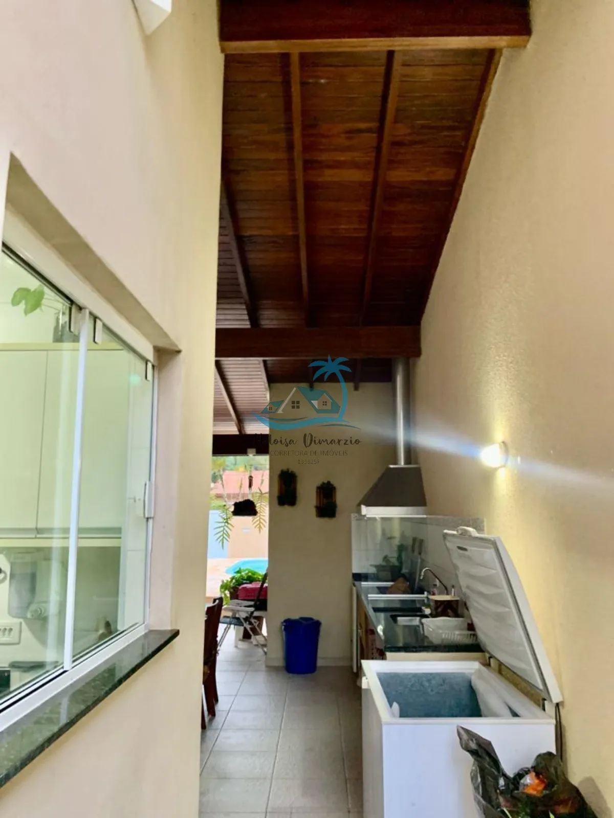 Imagem Magnífica casa com 4 suítes a venda nas Toninhas em Ubatuba