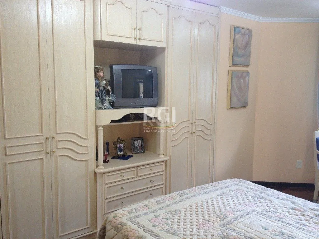 Imagem Casa Condominio para Venda - 350m², 4 dormitórios, sendo 1 suites, 2 vagas - Nonoai