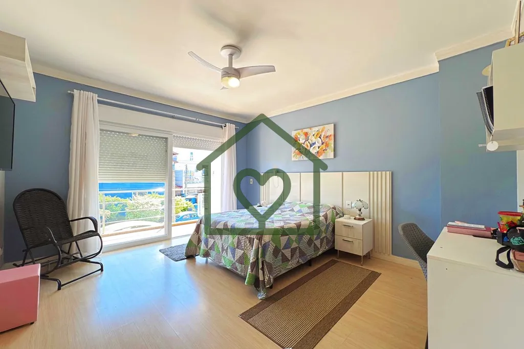 Imagem Casa completa, com lazer privativo e um conjunto de diferenciais que elevam o padrão de viver no La...