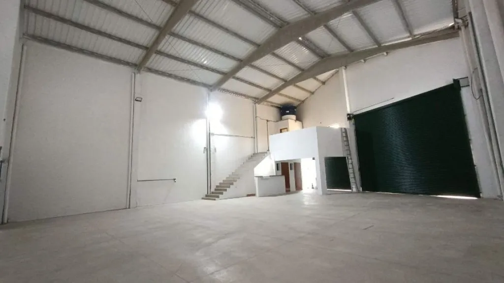 Imagem INDUSTRIAL COM 250,00 m² - MELVI - PRAIA GRANDE SP