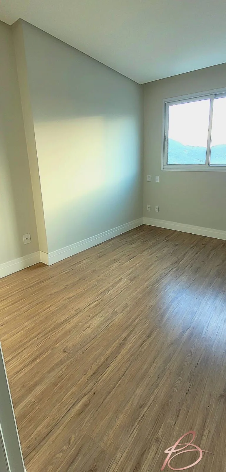 Imagem Apartamento Alto Padrão 2 suítes e 2 demi a 500 metros do mar