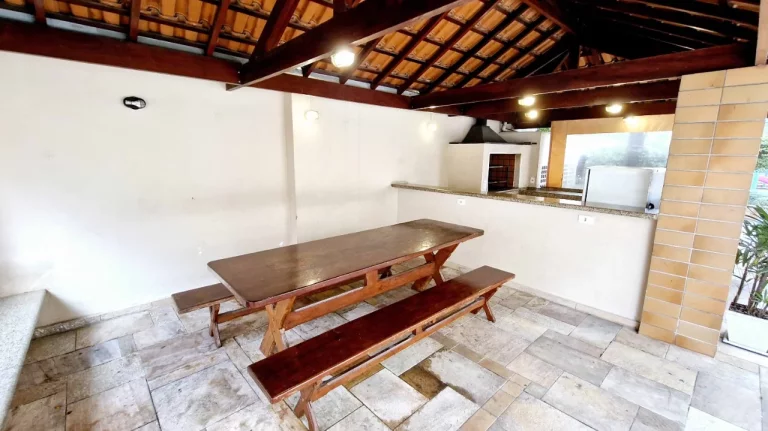 Imagem Apartamento lindo e reformado à venda, 4 quartos, condomínio completo, torre única, 3 vagas!!