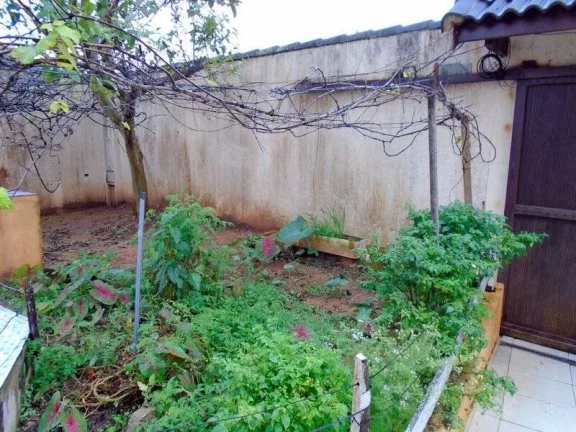 Imagem SOBRADO LADO LINHA COM PISCINA