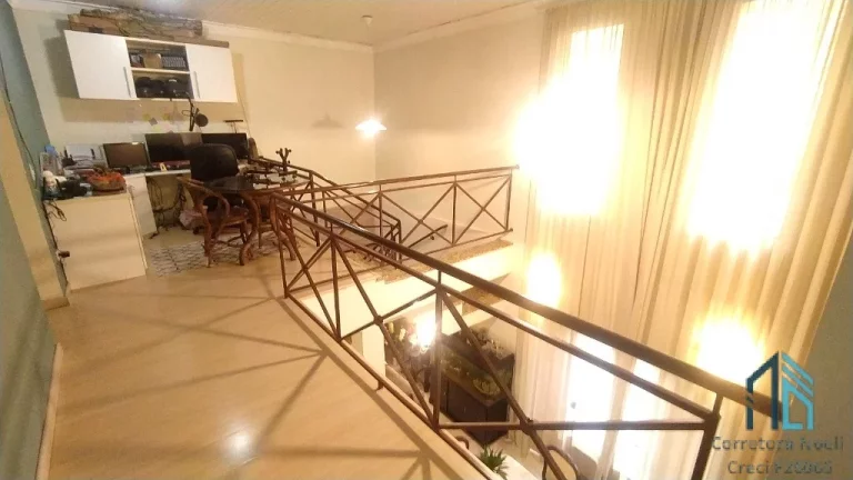 Imagem (PERMUTA) Sobrado em condomínio 03 quartos c/suíte, 03 vagas no Santa Cândida em Curitiba PR