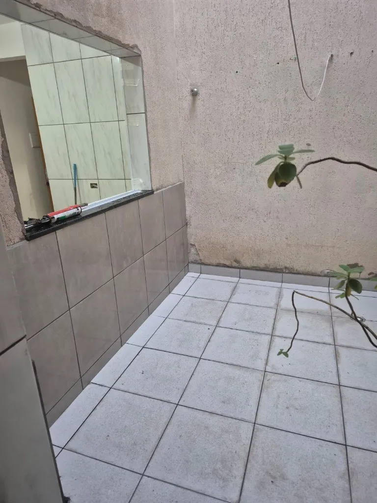 Imagem Aluguel de Apartamento em Santo André-SP, Cidade São Jorge - 2 quartos, 1 banheiro, 1 vaga, 45m² de área.