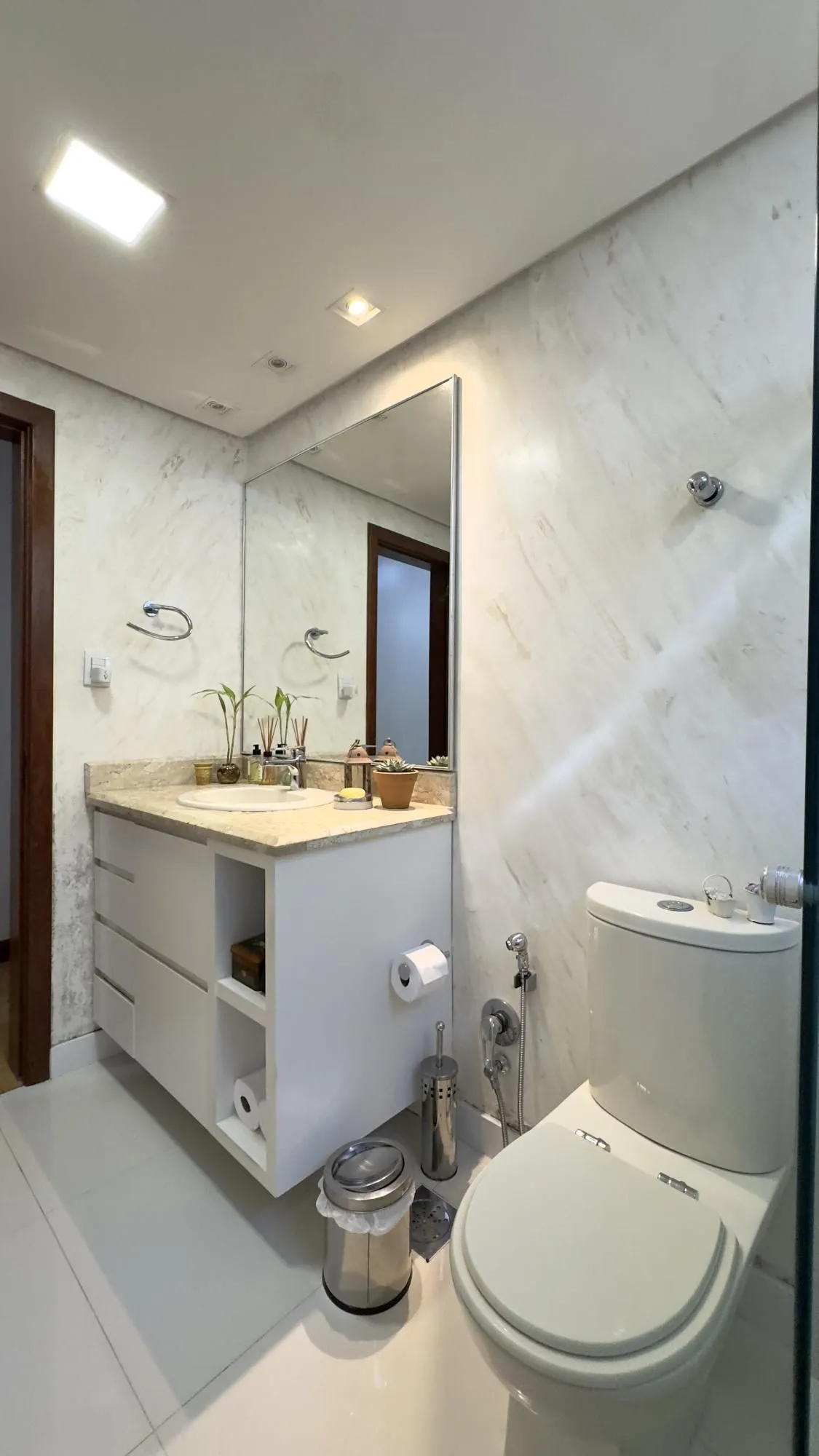 Imagem APARTAMENTO 2 DORMITÓRIOS SUPER CHARMOSO NO BAIRRO CENTRO HISTÓRICO