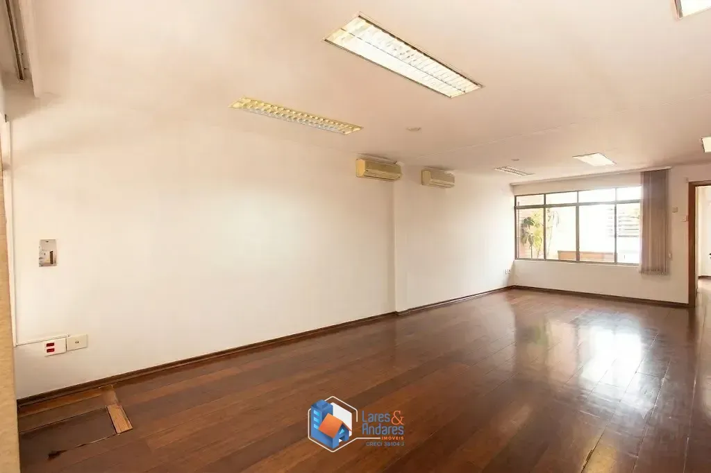 Imagem Casa para venda em Brooklin com 4 quartos, sendo 2 suítes, 493m²