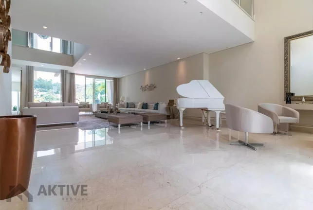 Imagem Casa de Condomínio em Alphaville - Santana de Parnaíba, SP