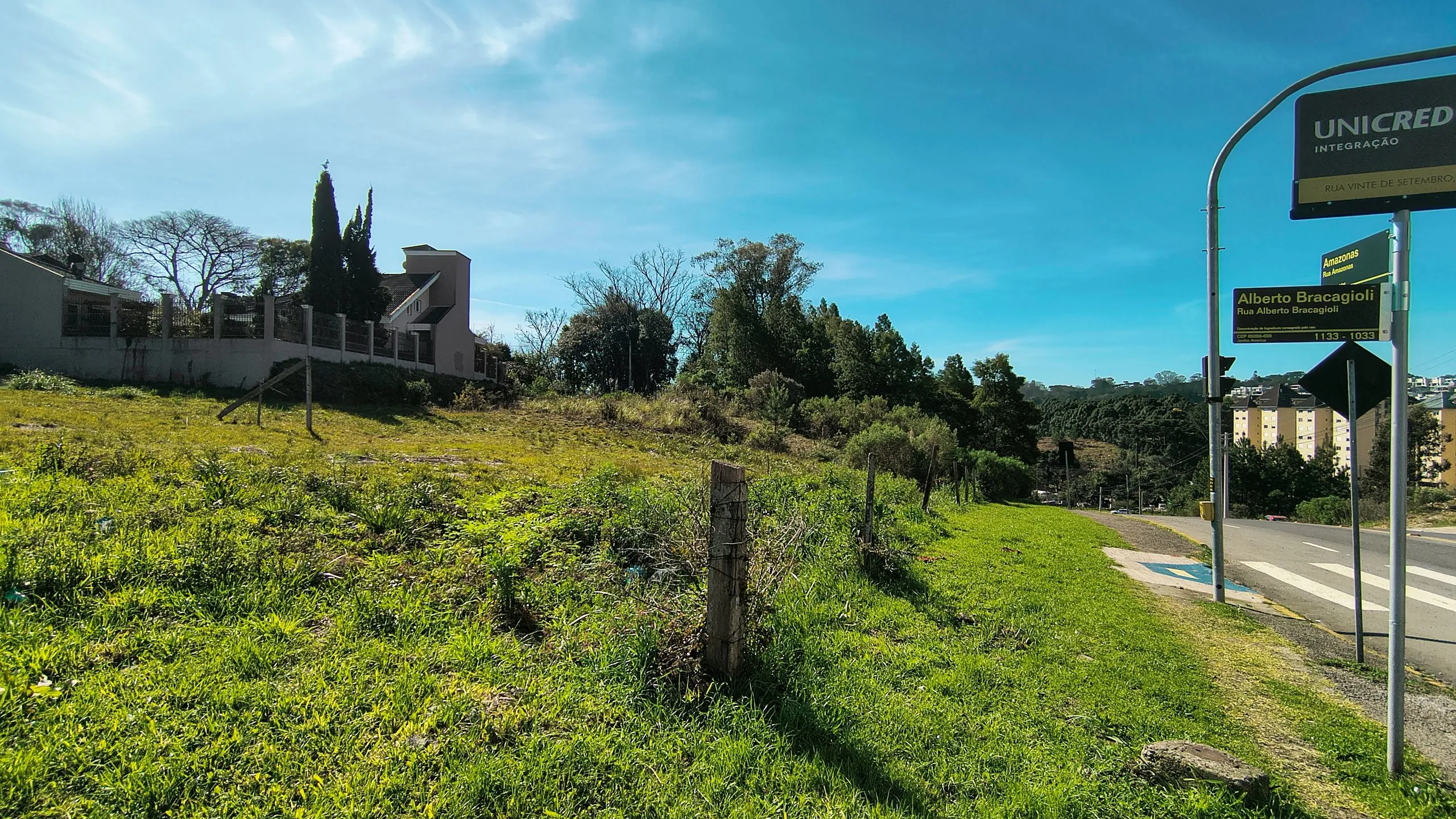 Imagem Terreno à venda em Caxias do Sul, Jardim América, 993.37m2