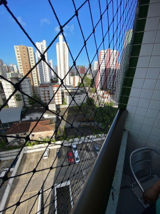 Imagem Apartamento com 3 Quartos à Venda, 80 m² em Casa Amarela - Recife