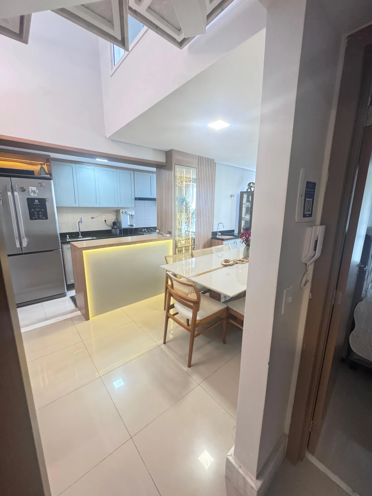 Imagem Apartamento com 4 Quartos à Venda, 140 metros em Praia de Itaparica - Vila Velha