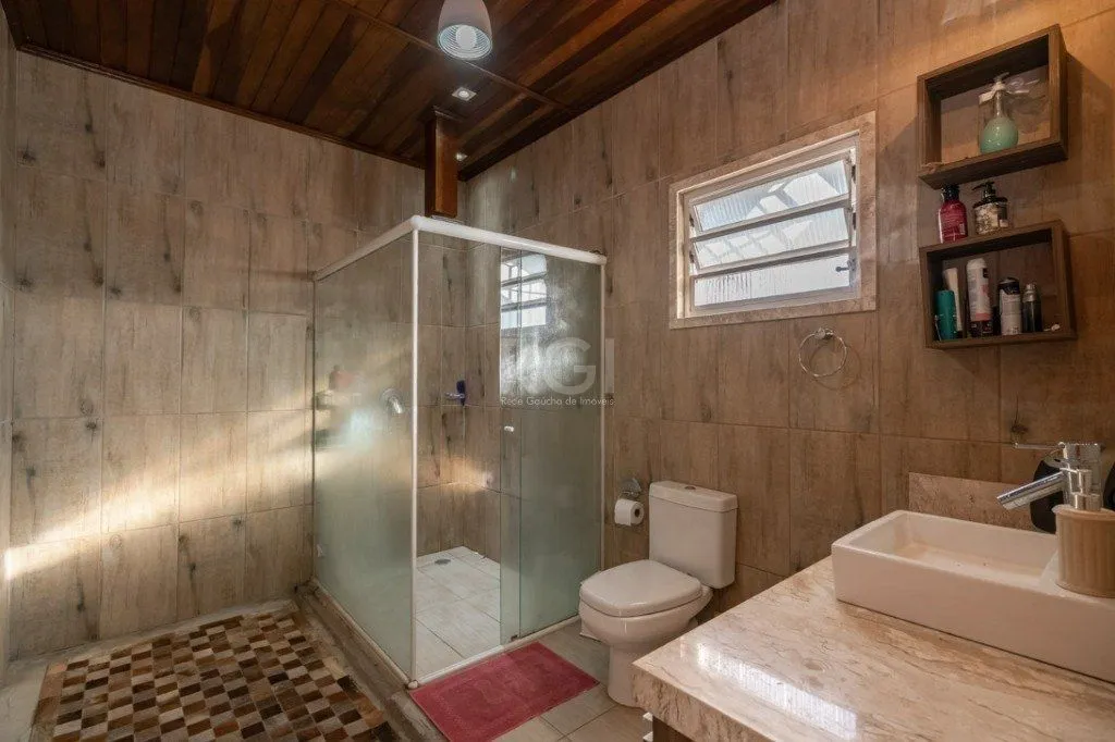 Imagem Casa para Venda - 259m², 4 dormitórios, sendo 1 suites, 4 vagas - Coronel Aparício Borges