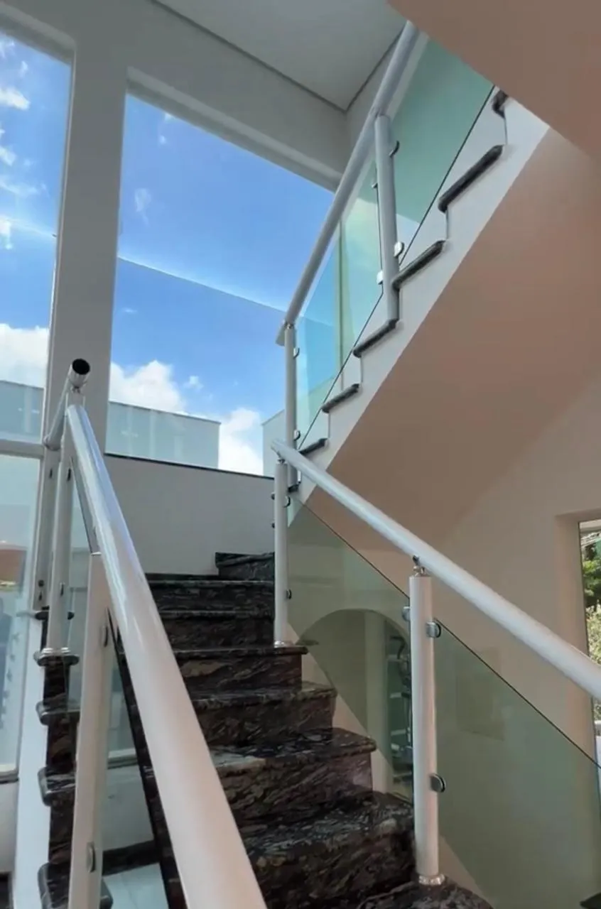 Imagem Chácara à Venda em Sarapuí - Lazer Completo e Conforto em 18.865 m²