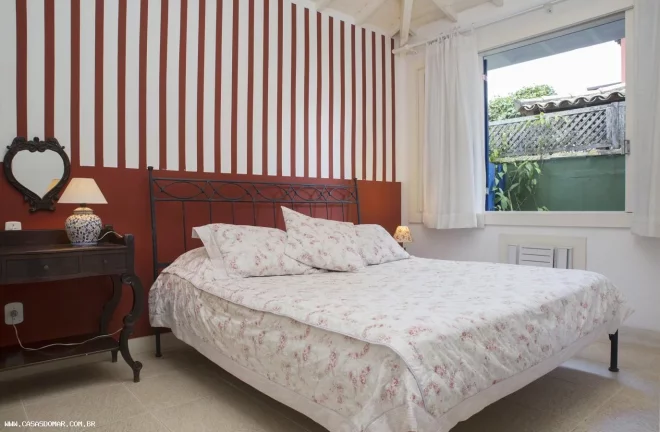 Imagem Imperdível: Casa em condomínio de luxo em Manguinhos, Búzios-RJ, com 4 quartos, 4 suítes e 2 vagas de garagem!