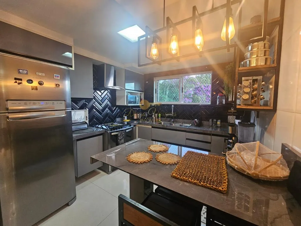 Imagem Casa em Condomínio para Venda em Teresópolis / RJ no bairro Tijuca