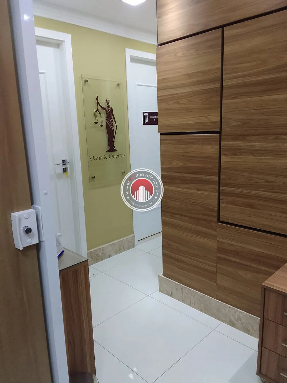 Imagem Sala Comercial a Venda no bairro Centro - Nova Iguaçu, RJ