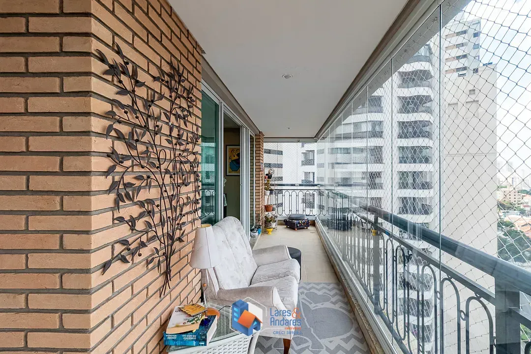 Imagem Apartamento para venda em Aclimação com 4 quartos, sendo 3 suítes, 210m²