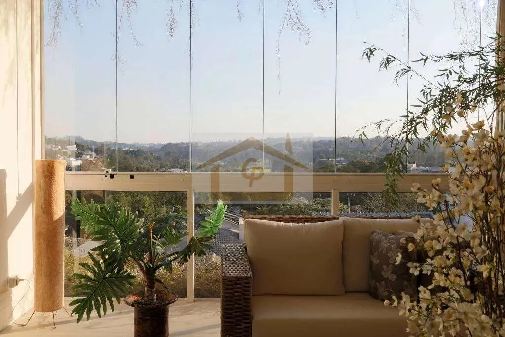 Imagem Golf Village | Moderna, 3 suítes, vista espetacular, gourmet, piscina e lareira