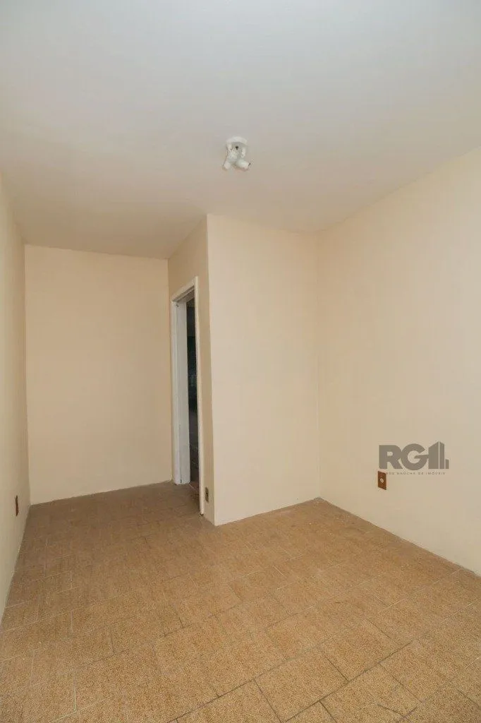 Imagem Excelente casa de 389,53m² com 8 dormitórios e 3 vagas.