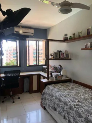 Imagem Apartamento com 4 Quartos à Venda, 179 m² em Barra da Tijuca - Rio de Janeiro