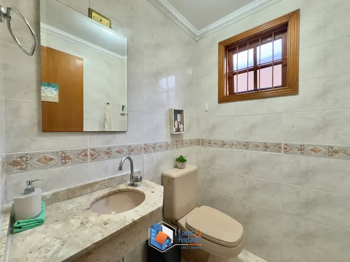 Imagem Sobrado para venda em Vila Marari com 3 quartos, sendo 3 suítes, 157m²