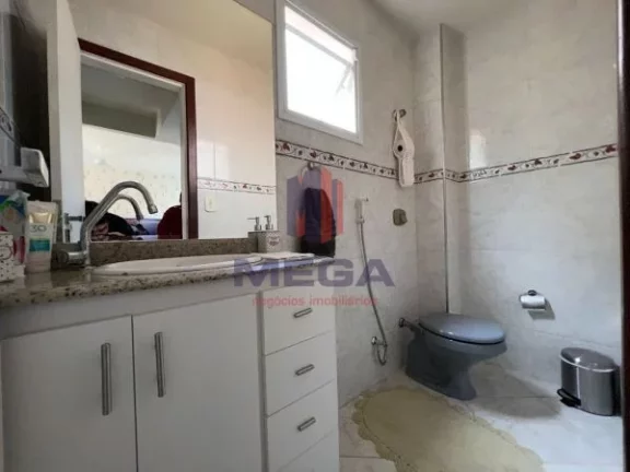 Imagem CASA EM INTERLAGOS 2