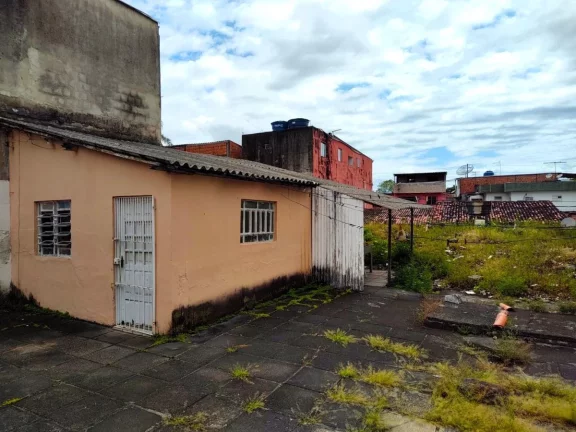 Imagem Casa para Venda em Recife, Jardim São Paulo, 3 dormitórios, 1 suíte, 1 banheiro, 3 vagas