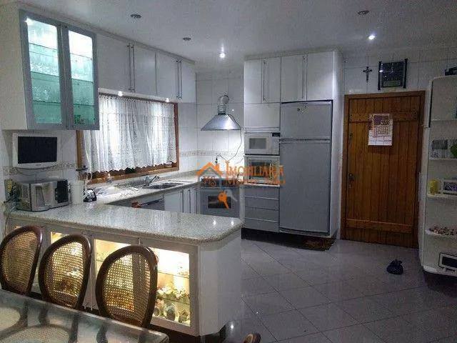 Imagem Sobrado com 3 dormitórios à venda, 319 m² por R$ 2.226.000,00 - Cantareira - Mairiporã/SP