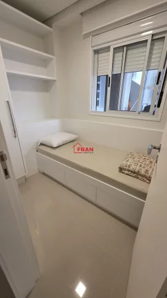 Imagem Apto nv mobilhado 3 Dorm/ Suíte vista livre Mar. Cachoeirra
