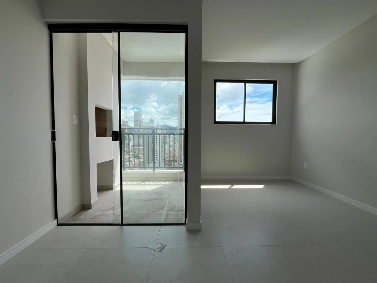 Imagem Apartamento com vista para o mar à venda com 59.5m2 por R$ 850.000,00