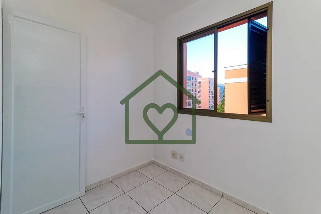 Imagem No Bairro Jardim Carvalho, na Avenida Protásio Alves n° 7157, apartamento com 3 dormitórios, deso...