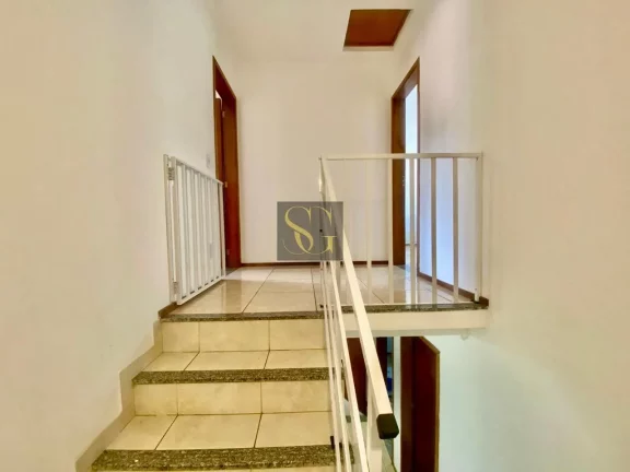 Imagem Casa para Venda em Teresópolis, Araras, 3 dormitórios, 2 suítes, 3 banheiros, 2 vagas