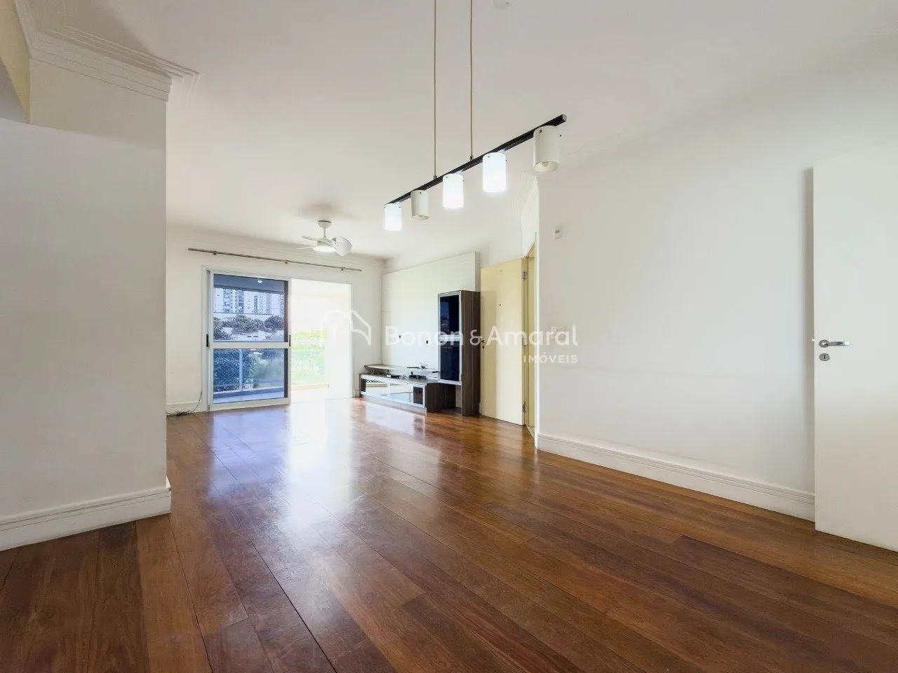 Imagem Apartamento no Ed. Júlio de Mesquita, 3 suítes, à venda, Taquaral, Campinas/SP
