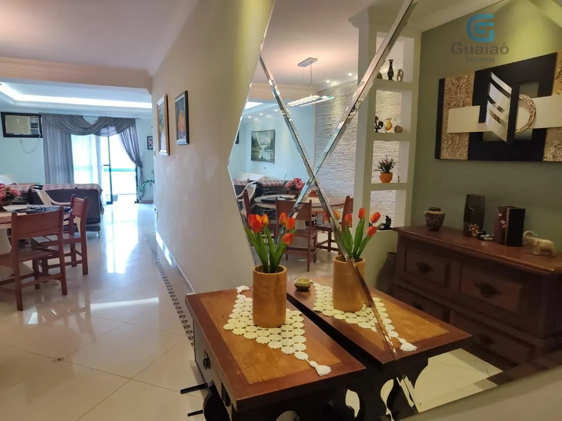 Imagem VENDO LINDO E AMPLO APARTAMENTO COM 03 DORMITÓRIOS E 02 VAGAS DE GARAGEM NO EMBARÉ, SANTOS