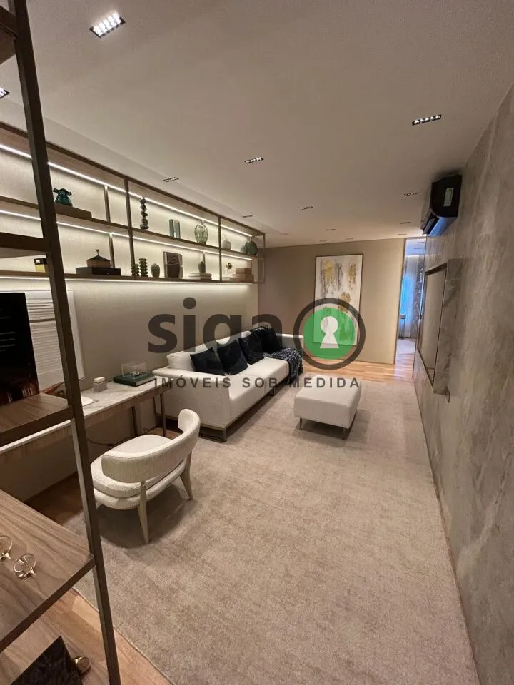 Imagem Apartamento à venda em Moema com 4 Suítes e 5 Vagas