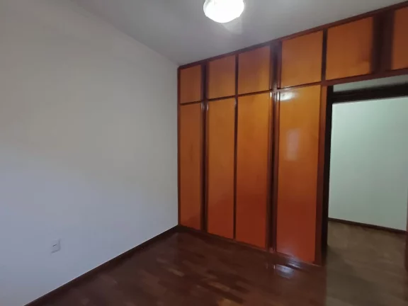 Imagem Casa de vila para venda em São Joaquim com 3 quartos, sendo 1 suíte, 191m2