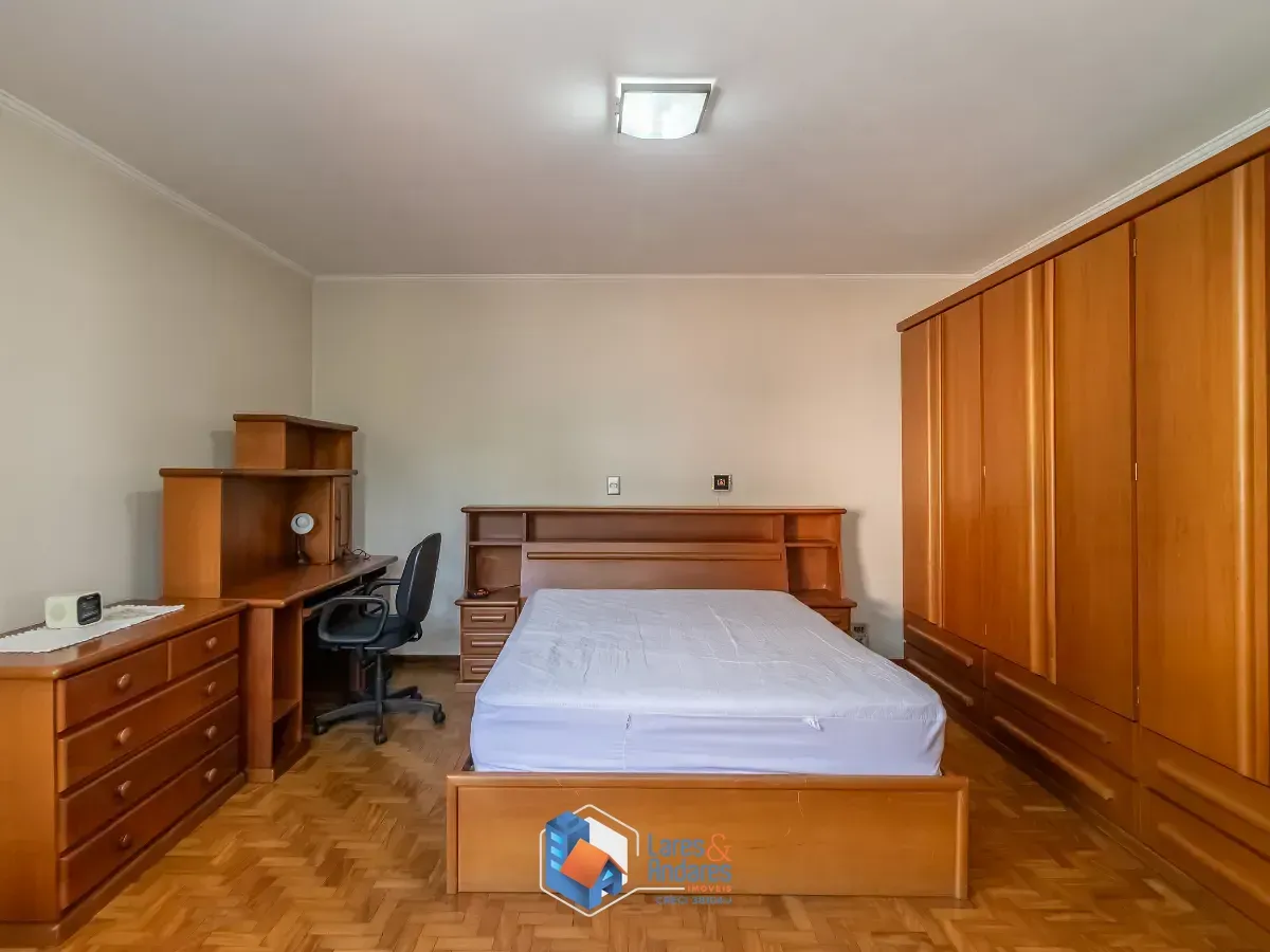 Imagem Casa para venda em Vila Madalena com 3 quartos, sendo 1 suíte, 228m²