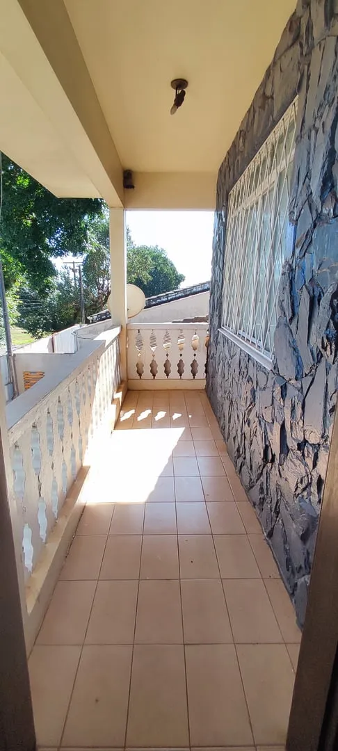 Imagem Sobrado de Esquina à Venda no São Cristóvão - 300 m² - R$ 1.118.000,00
