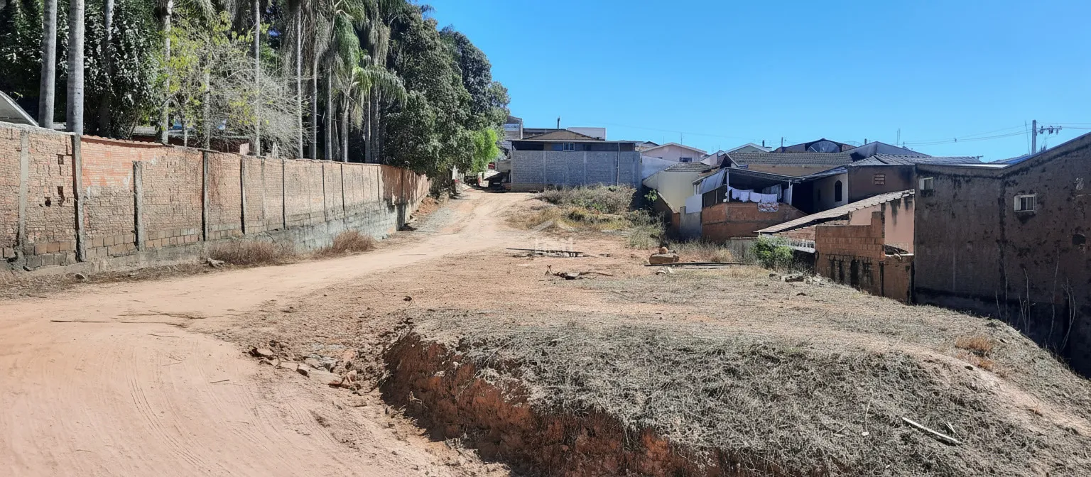 Imagem Terreno à venda em Estância São José, Poços de Caldas