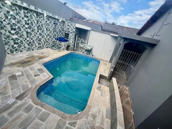 Imagem CASA COM 182 m² - CAIÇARA - PRAIA GRANDE SP